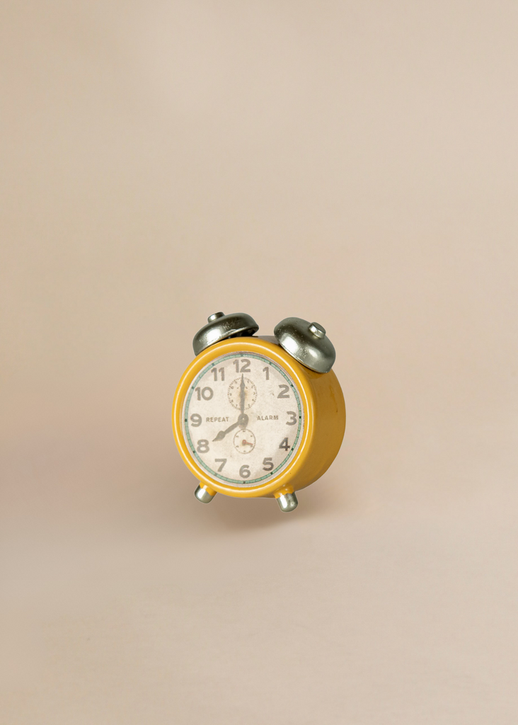 The Maileg Royal Dining Starter Set is displayed on a light beige surface against a plain beige background. Contains small parts; choking hazard, not suitable for children under 3.