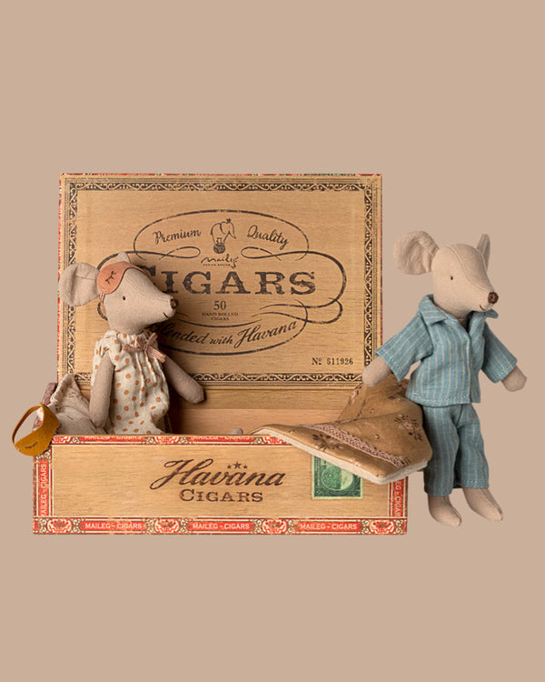PRE-ORDER: Mum & Dad Mice in Cigarbox—Mum and Dad mice in nightwear with suitcase and blanket, ready for bedtime in their cigar box bed. Estimated ship date: Early October.