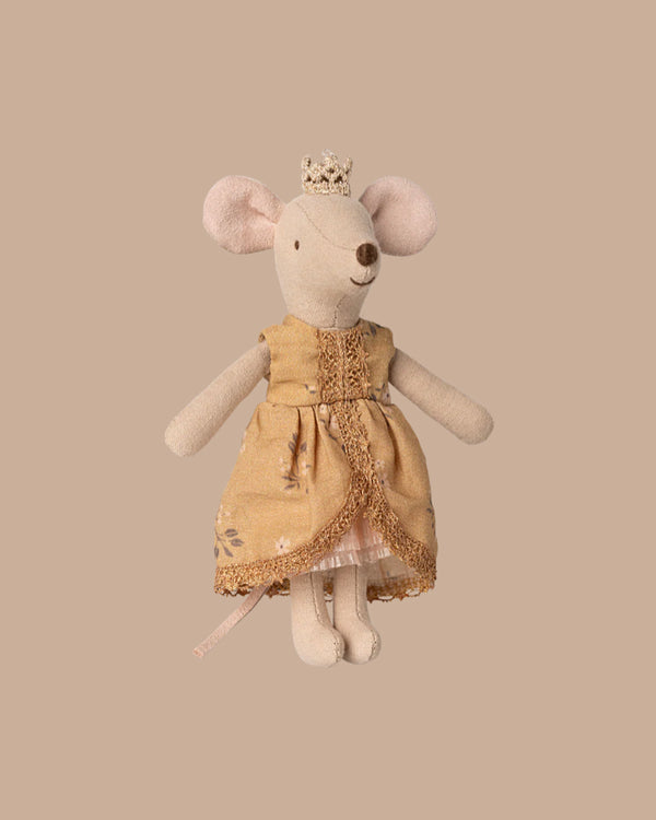 PRE-ORDER: Princess Mouse, Big Sister arrives early November, wearing a golden lace dress and crown—perfect for royal adventures in your Maileg castle. Set against a light brown background.